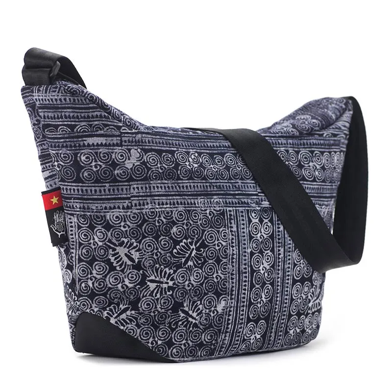 Bagan Shoulder Bag