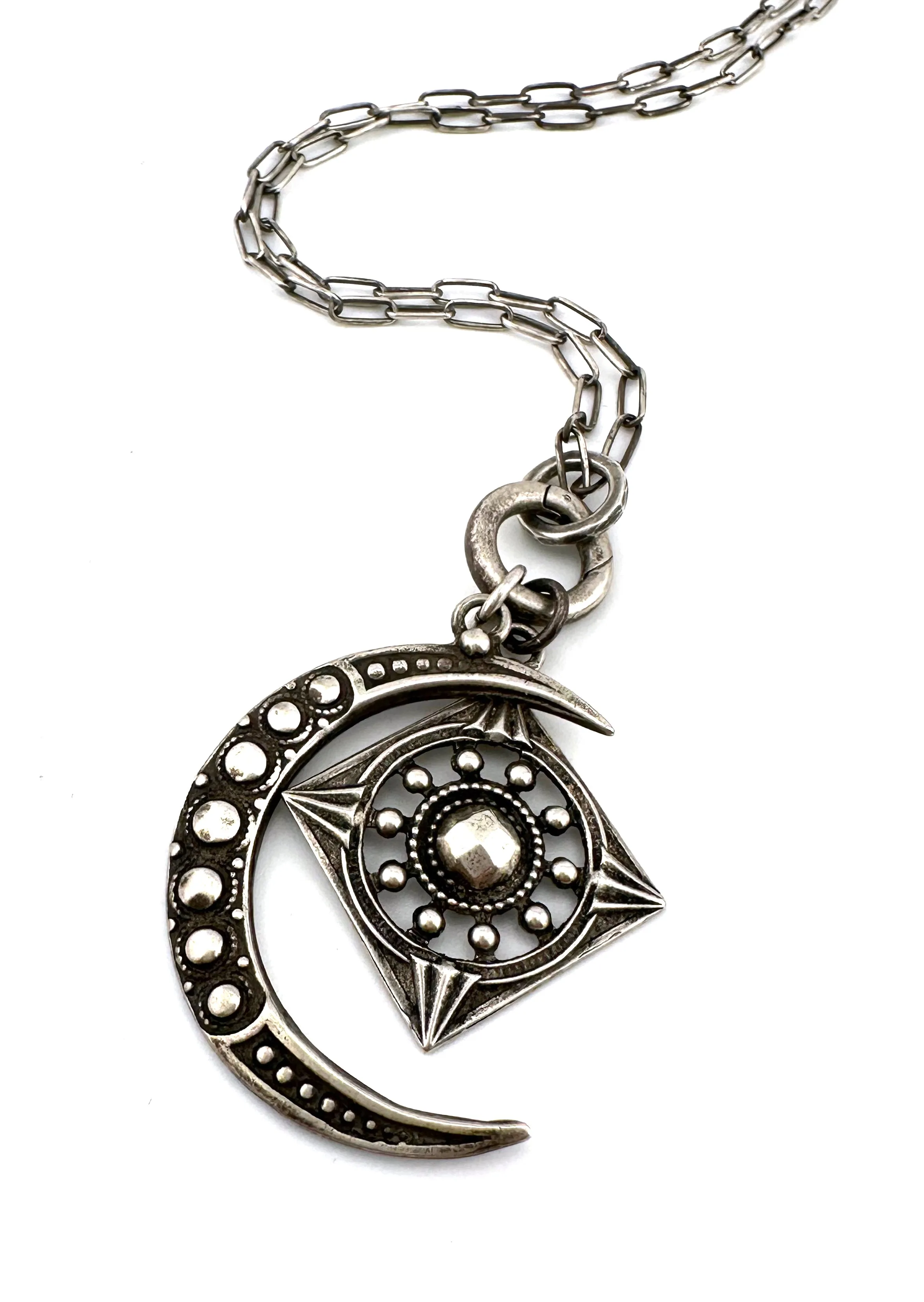 FOCUS MOON Necklace Set - Silver