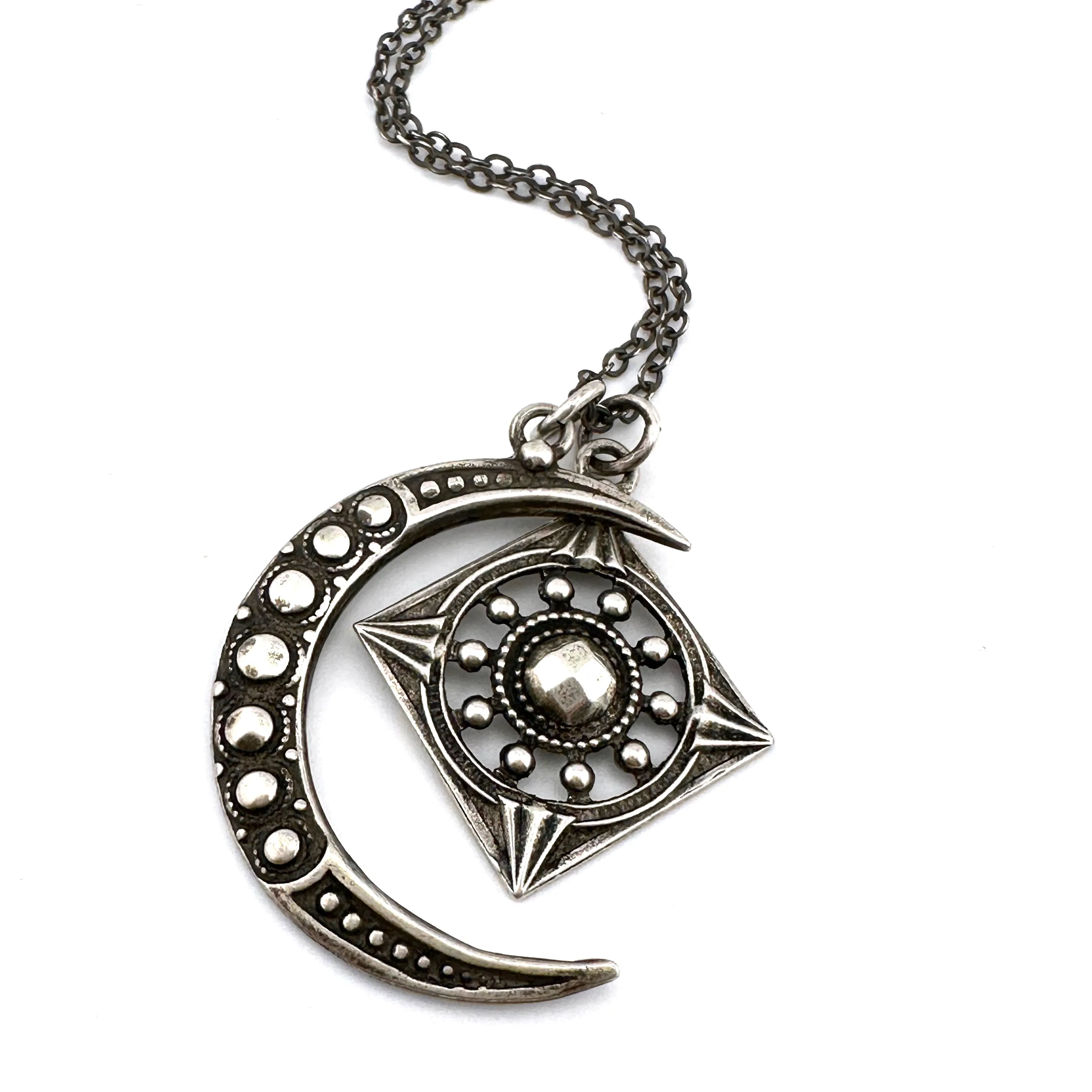 FOCUS MOON Necklace Set - Silver