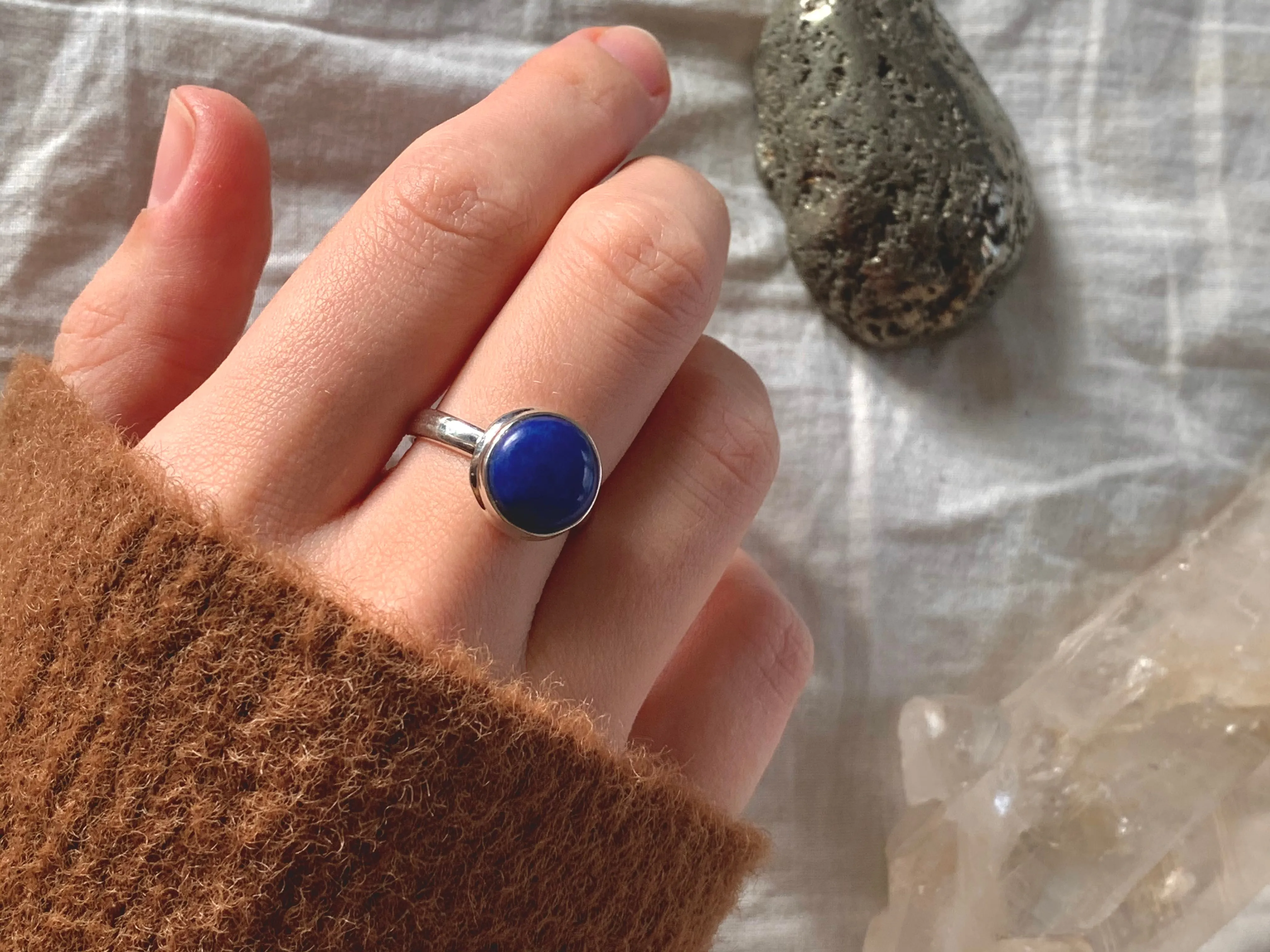 Lapis Lazuli Ari Ring - Small Round