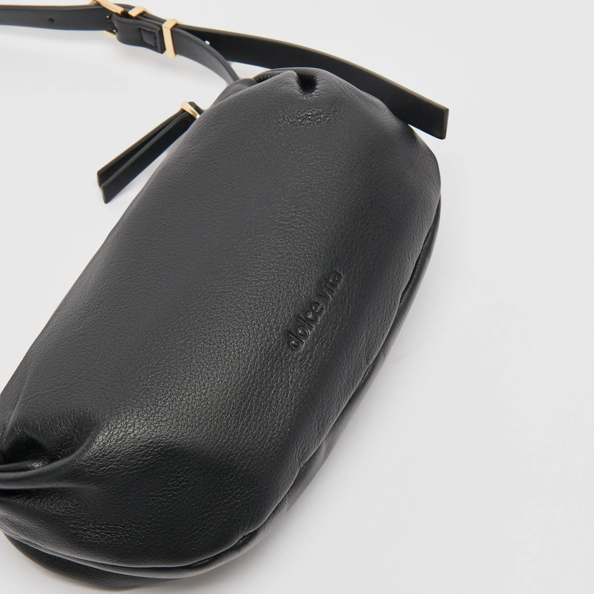 LIVI SHOULDER BAG BLACK LEATHER