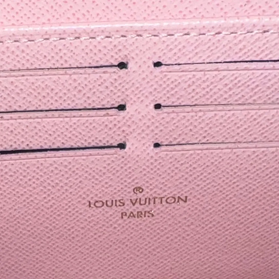 Louis Vuitton Zippy Wallet